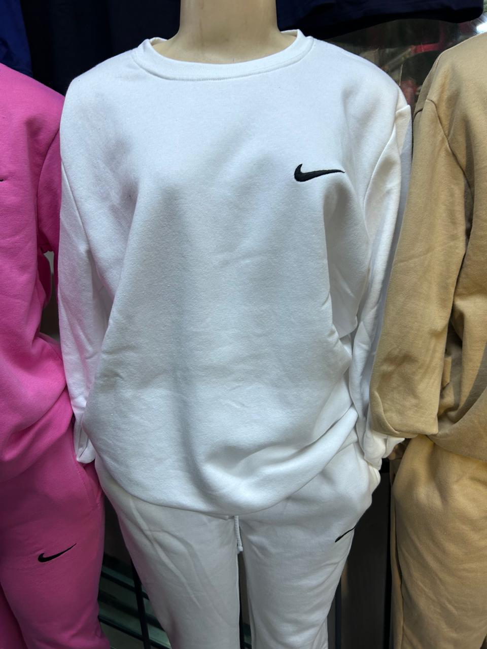 Two piece Nike set
