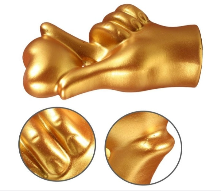 Romantic Resin Hand Gesture Statue Heart Finger Crafts for Valentine's Day
