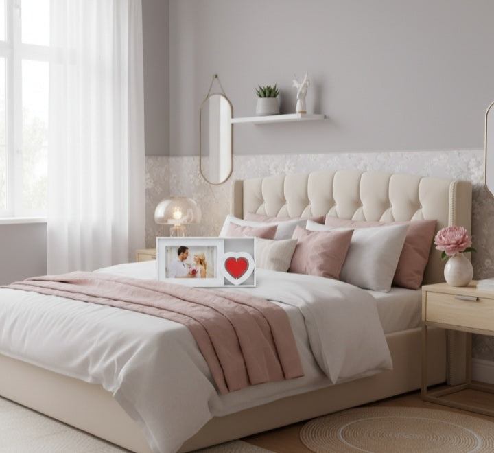 Romantic Heart Photo Frame - Perfect Valentine's Gift