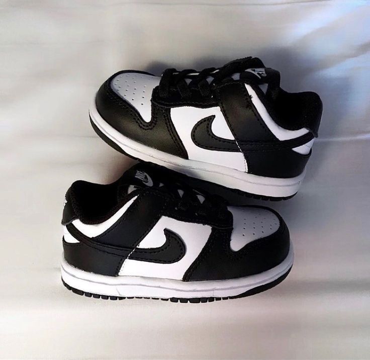 Nike Dunk low Panda Black&White