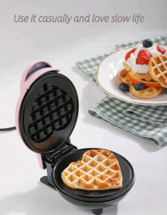 1pc Wall Plug 350-watt 4inch Mini Nonstick Pink Heart waffle Maker